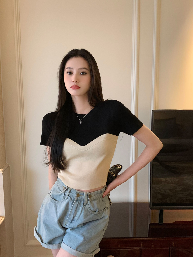 Actual shot of designer stitching, contrasting colors, slim fit, versatile short-sleeved knitted bottoming shirt, short T-shirt top for women