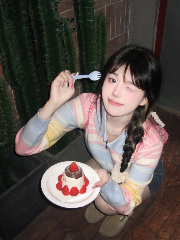 多巴胺長袖毛衣女春季百搭顯瘦上衣設計感彩虹條紋翻領針織開衫潮