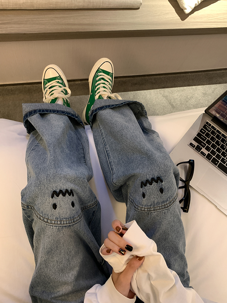 美式刺繡藍色闊腿牛仔褲女裝春季新款高腰寬鬆顯瘦直筒褲子