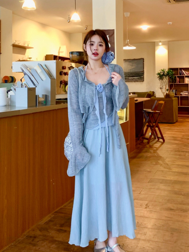 Real shot knitted sun protection cardigan with ruffled hem + strapless top + mid-length A-line skirt