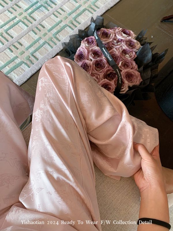 粉色新中式提花醋酸直筒休閒褲女春2024國風高腰垂感顯瘦闊腿褲子