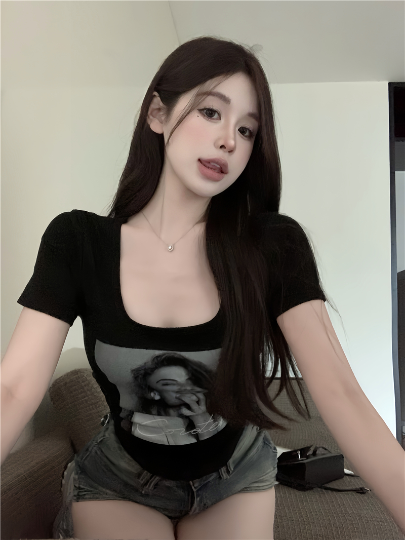 Actual shot~Korean style hot girl pure desire short top slim fit niche versatile square neck short-sleeved T-shirt for women summer