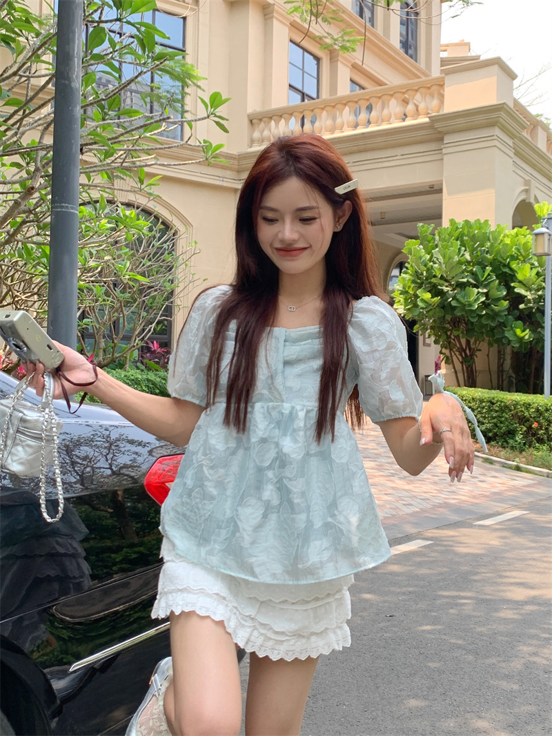 Real shot square neck puff sleeve shirt new summer style sweet halter neck design French short-sleeved babydoll shirt