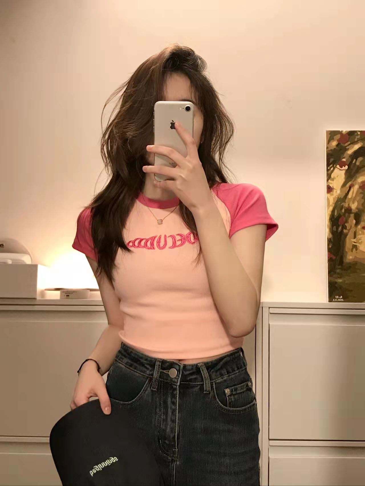 辣妹粉色短袖t恤女夏設計感小眾純欲風修身顯瘦露臍短款上衣ins潮
