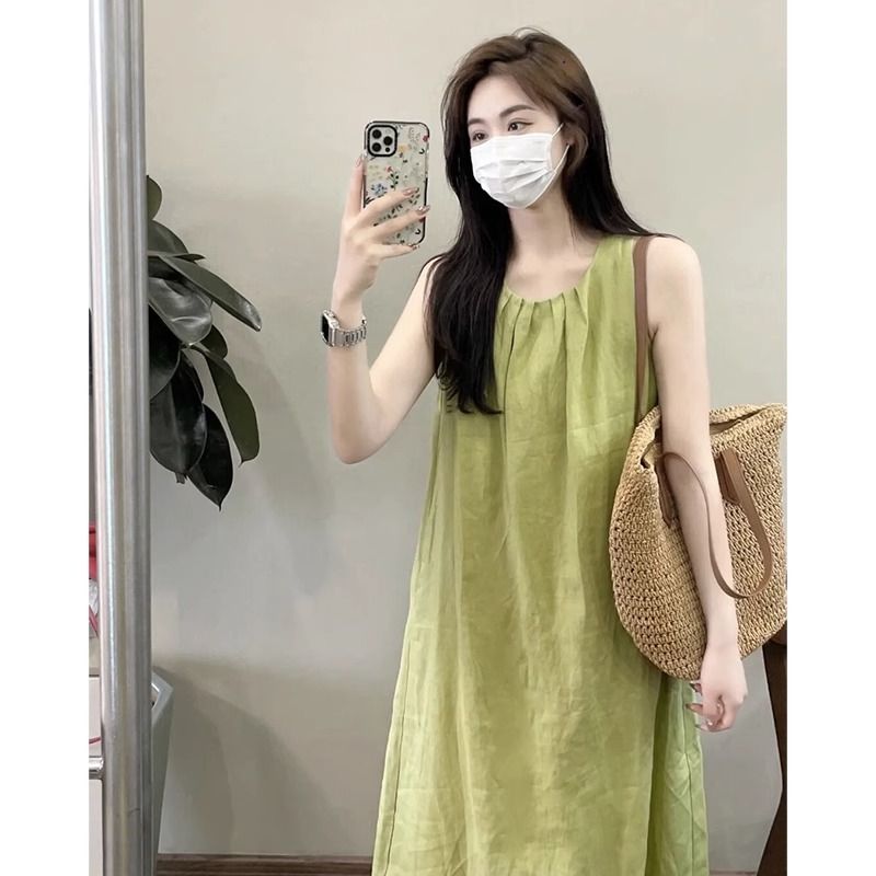 法式綠色無袖寬鬆顯瘦垂感背心連衣裙子夏季2024新款微胖女孩穿搭