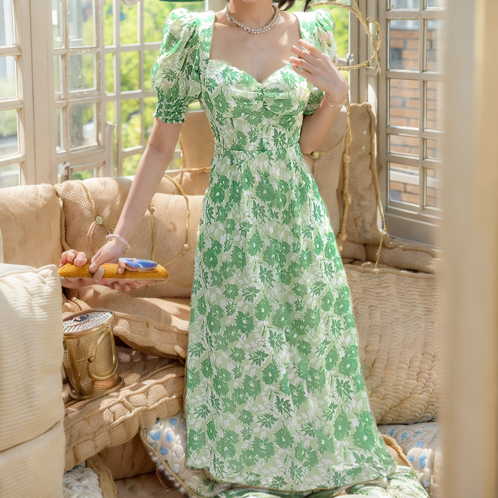 歐洲站長裙子女夏性感開叉方領法式甜美英倫風泡泡袖碎花連衣純欲