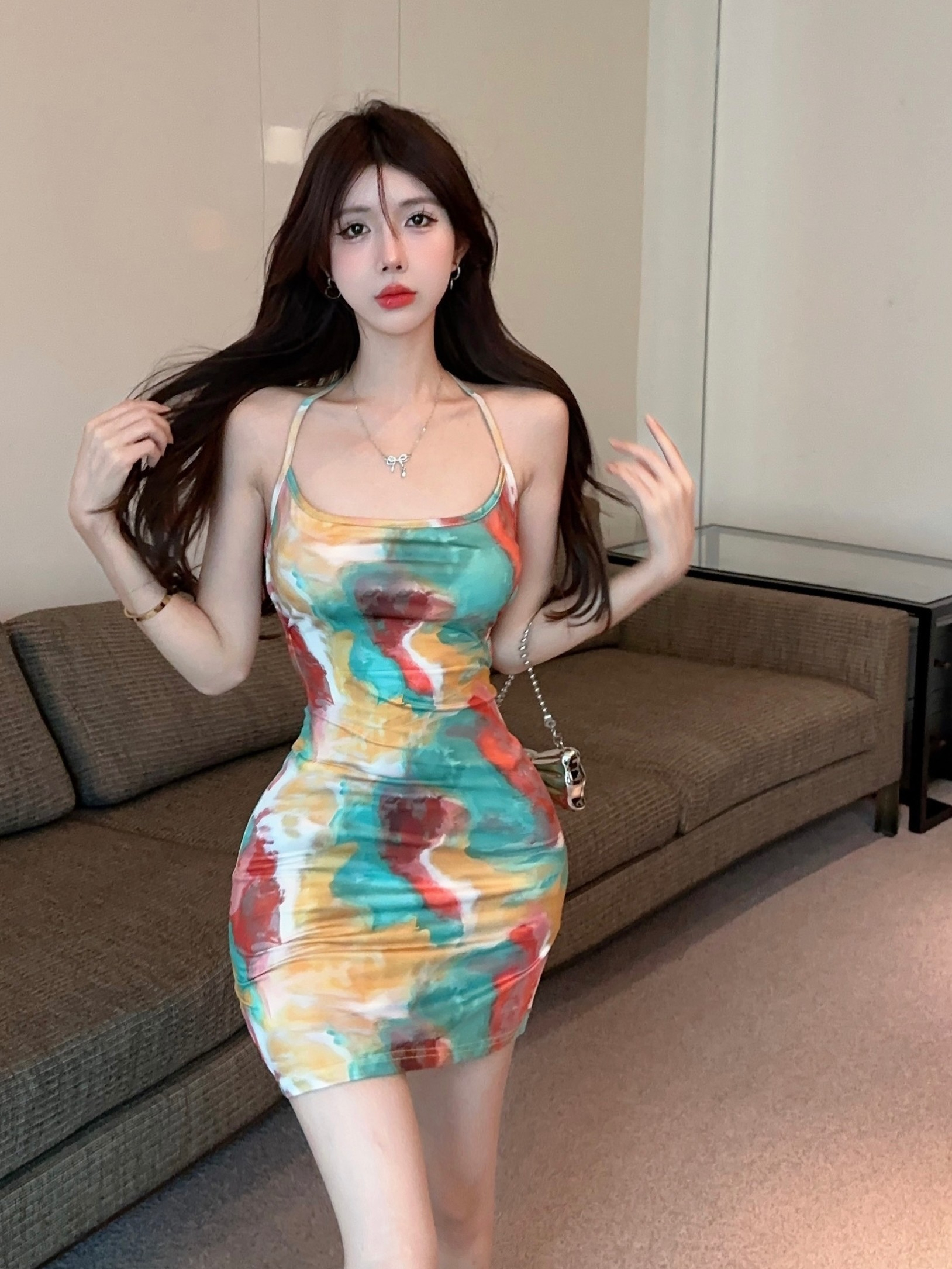 扎染印花掛脖吊帶連衣裙女夏季純欲辣妹性感包臀裙高級感抹胸裙子