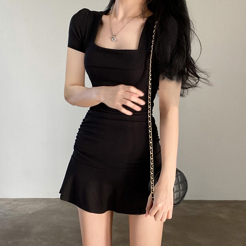 純欲褶皺魚尾裙女春夏黑色辣妹連衣裙針織緊身小黑裙修身連衣裙