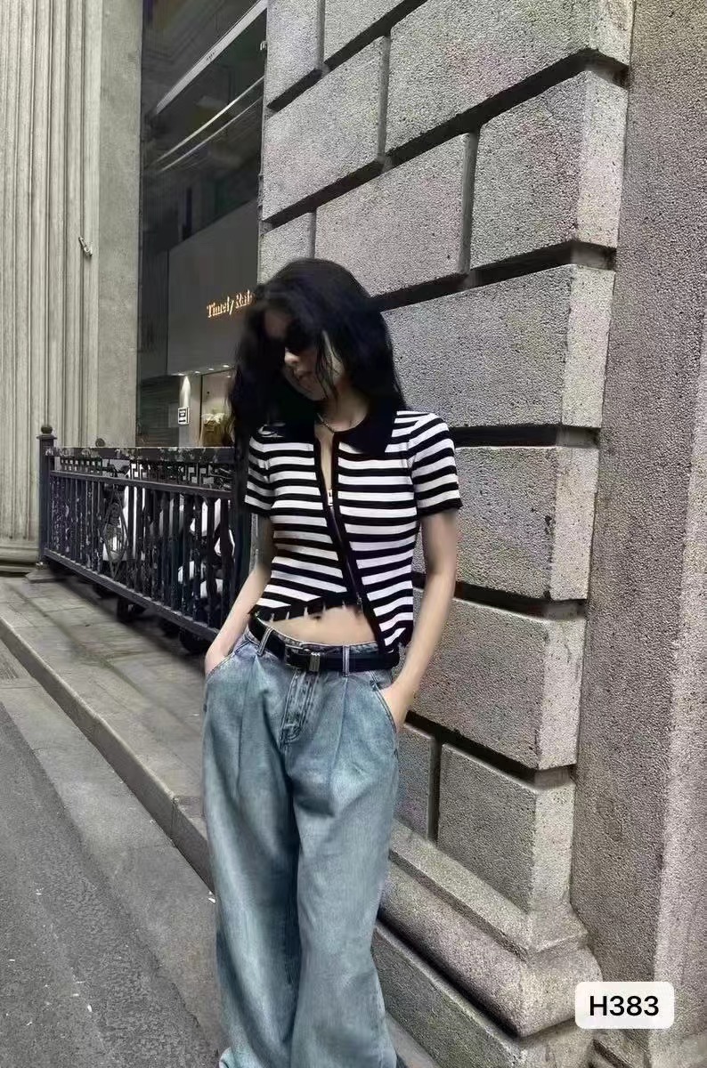 2024夏季新款時尚顯瘦斜拉鏈不對稱條紋polo領針織開衫上衣短袖女