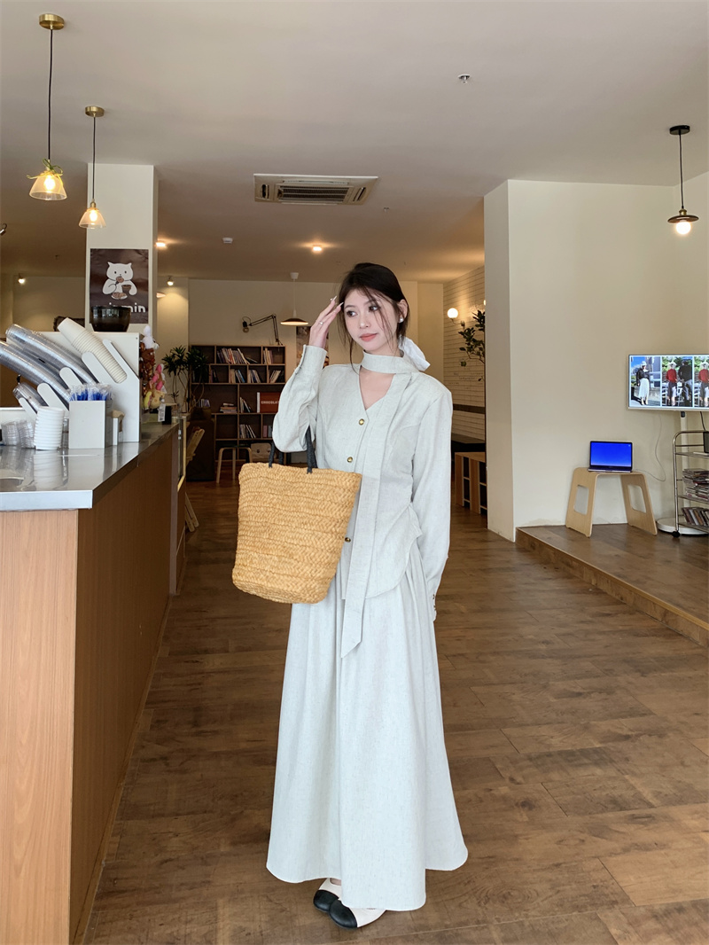 Actual shot~French retro suit for women, spring new shirt, high-waisted slimming skirt, two-piece set