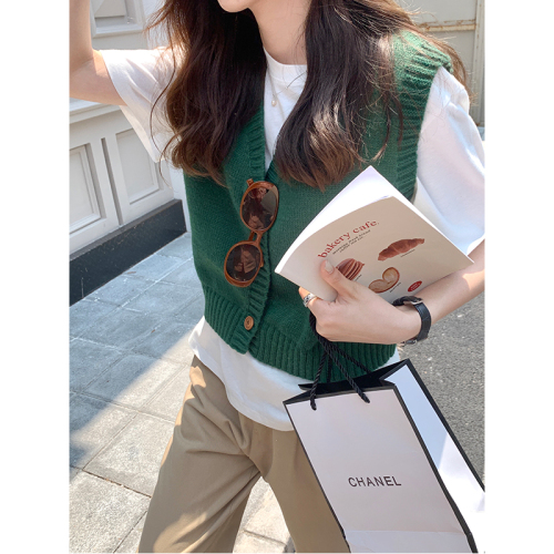 Actual shot of Korean version of basic versatile casual vest for early spring solid color knitted wool sleeveless vest for women