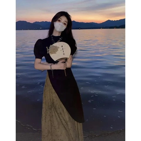 新中式假兩件撞色連衣裙女春季2024新款氣質氛圍感設計款中長裙子