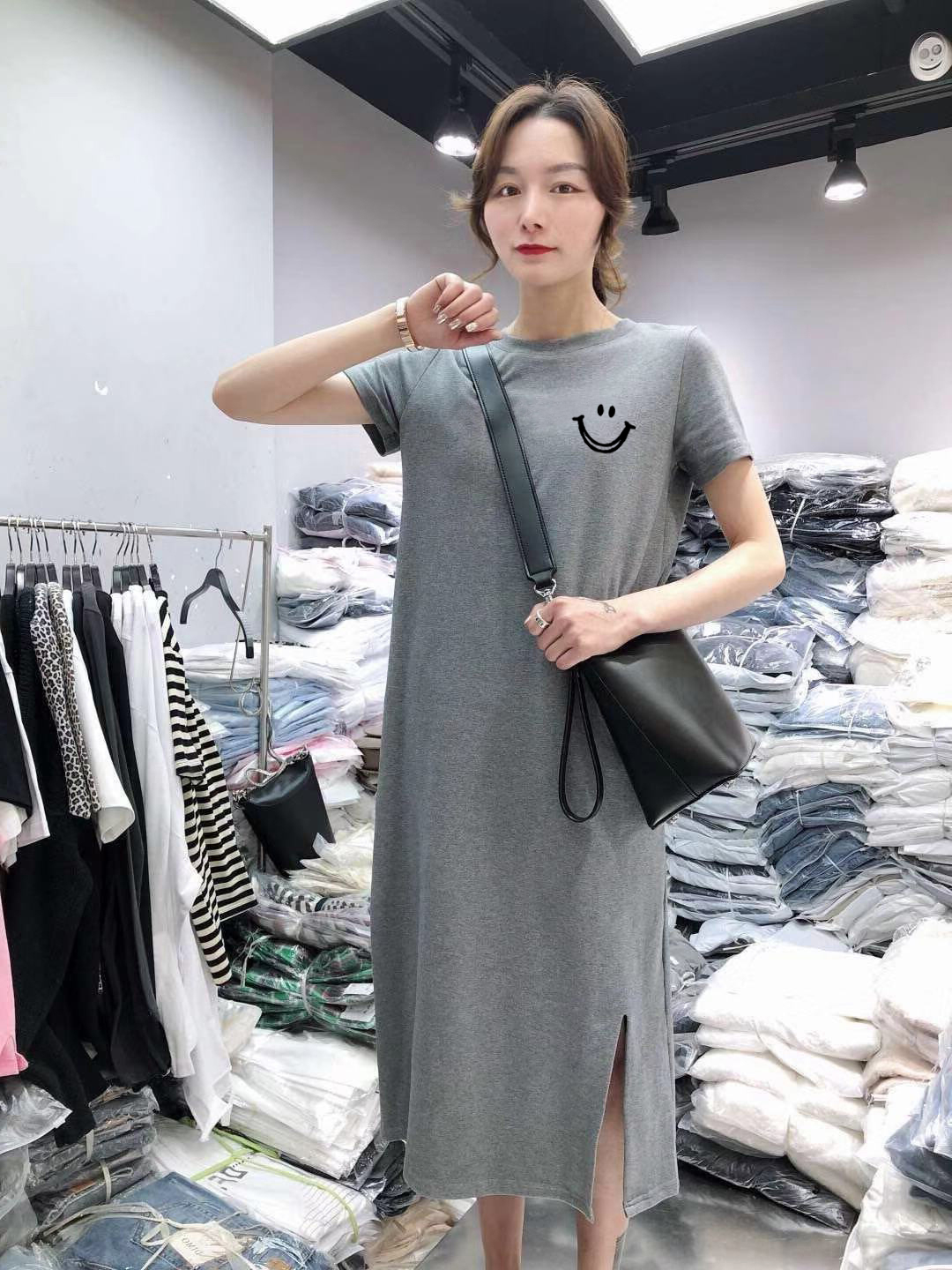 夏季新款短袖連衣裙女式休閒遮肚大碼寬鬆中長款過膝打底T恤裙子