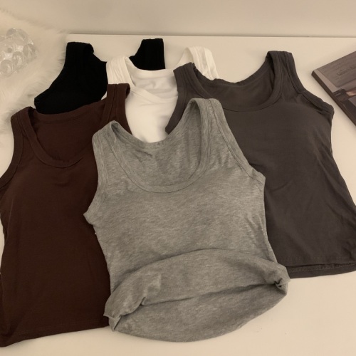 Actual shot of early spring solid color camisole women's bottoming shirt slim fit sleeveless top with chest pads