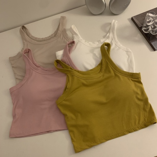 Actual shot of spring solid color versatile sports short camisole with chest pad for outer wear and beautiful back sleeveless top