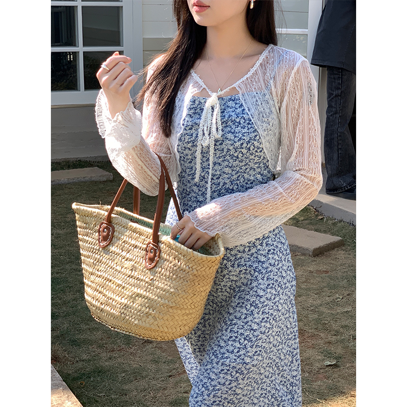 Real shot of spring and summer French sweet solid color lace sun protection cardigan for women short style shawl blouse top