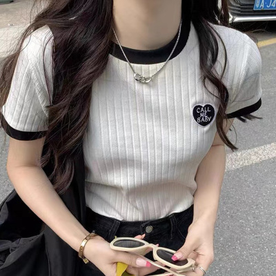 White short-sleeved t-shirt for women slimming contrasting color 2024 summer new design half-sleeved right shoulder T-shirt top