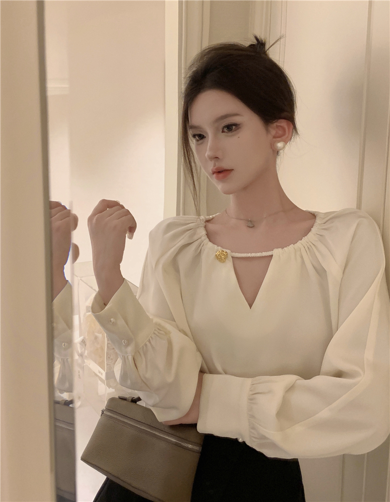 實拍~法式白色長袖緞面襯衣女秋季設計感別致氣質顯瘦上衣