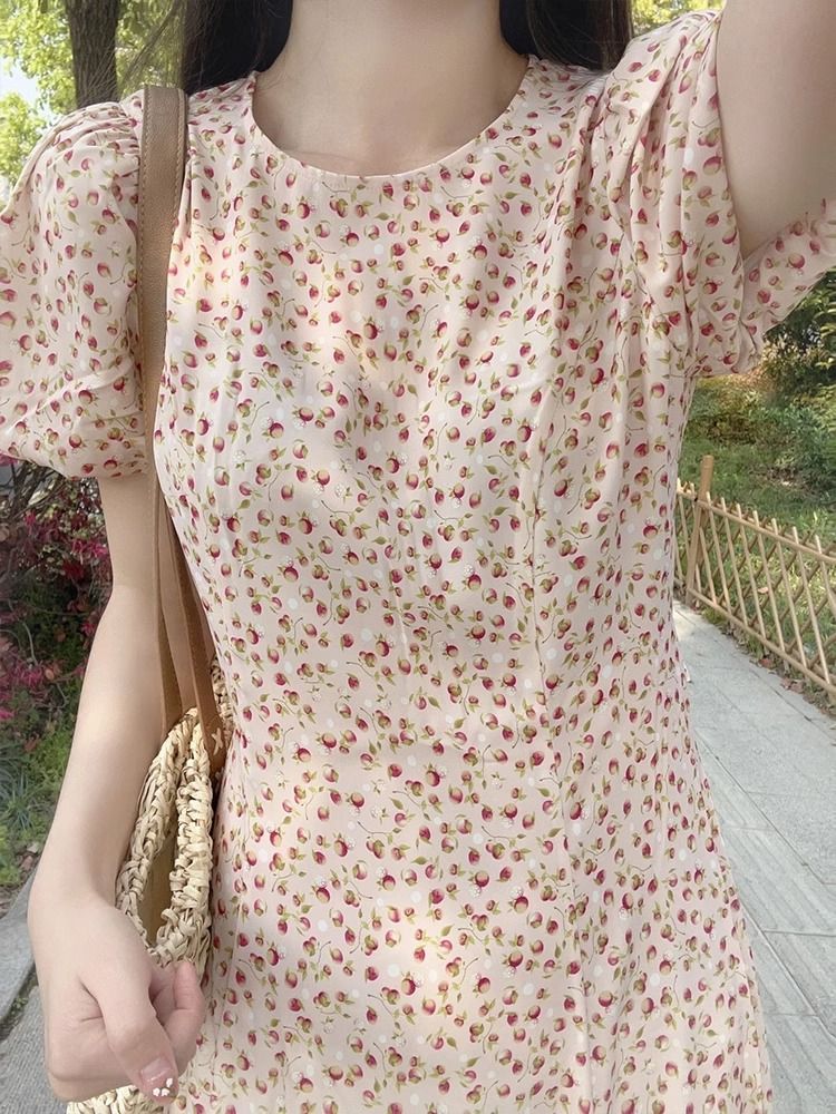 法式溫柔風碎花連衣裙女夏季2024新款小個子高級收腰顯瘦氣質長裙