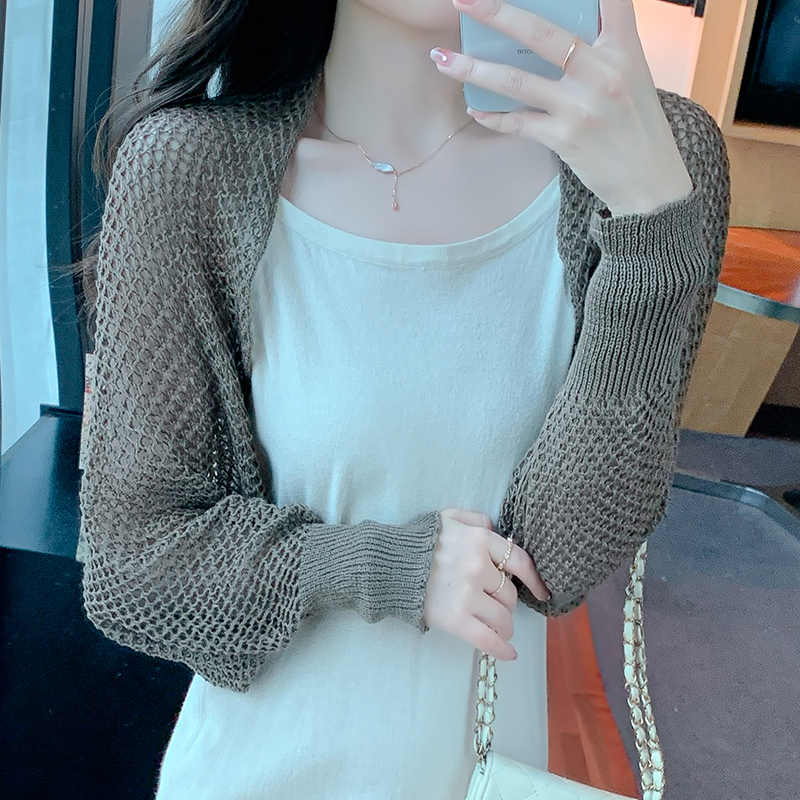 2024 spring and summer new long-sleeved hollow short sweater and sweater has been shipped