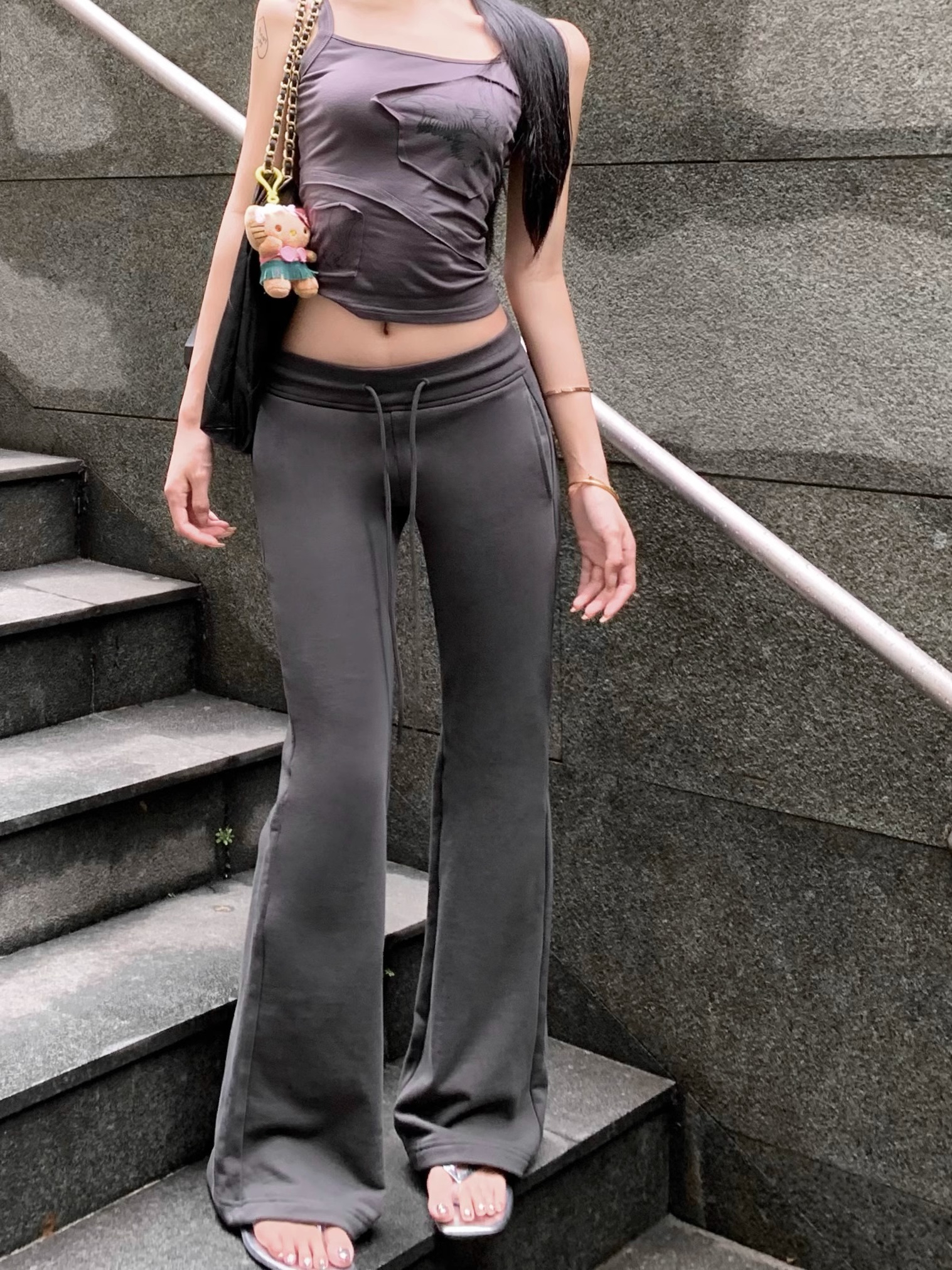 美式辣妹低腰休閒褲女2024春夏季百搭灰色瑜伽褲顯瘦微喇運動褲