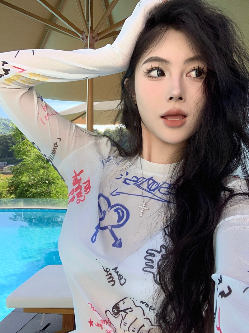實拍夏季鬼馬少女透視網紗趣味塗鴉印花親膚防曬長袖T恤
