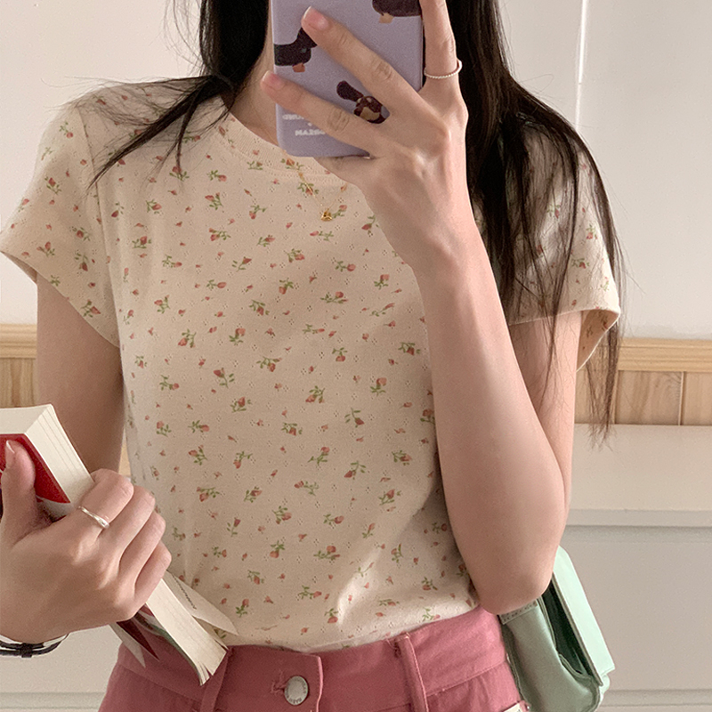 Actual shot of floral right shoulder slim T-shirt for women 2024 spring and summer new design small label round neck bottoming top