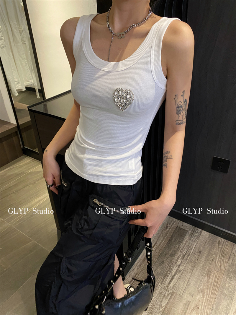 實拍2024春夏希音亞馬遜韓國東大門GLYP手工釘鑽珠片愛心鑽T恤女