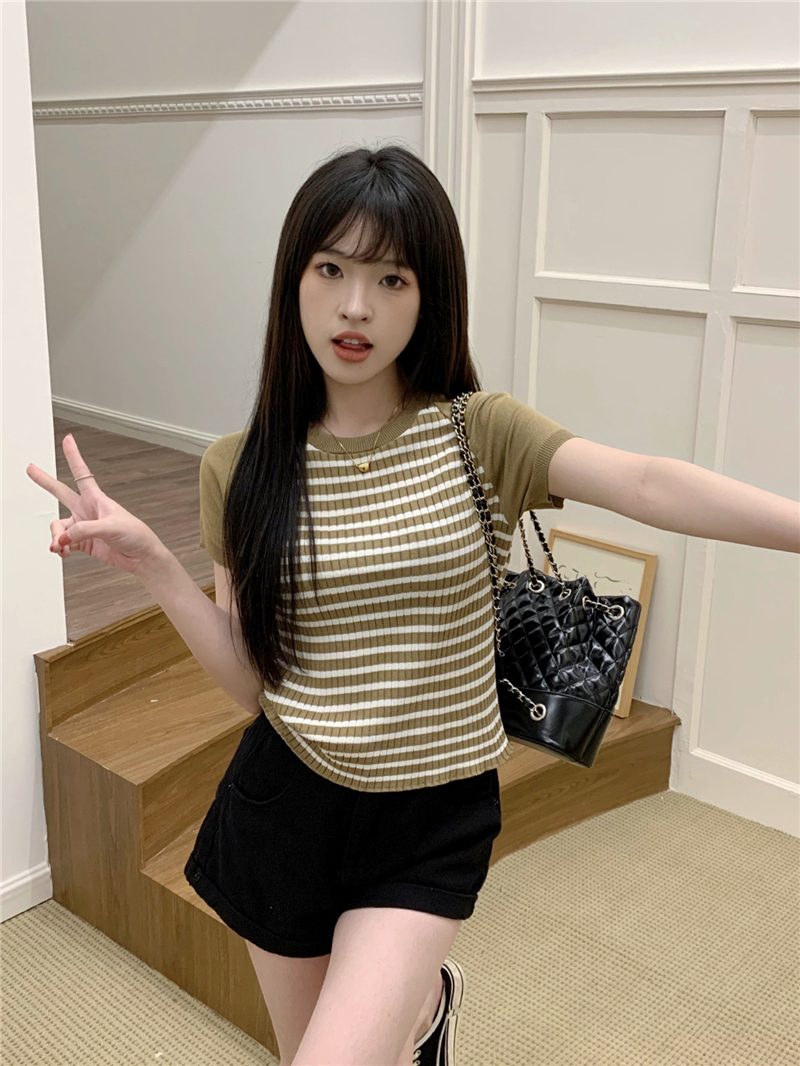 Real shot raglan sleeve striped slim fit versatile short-sleeved sweater short T-shirt top for women