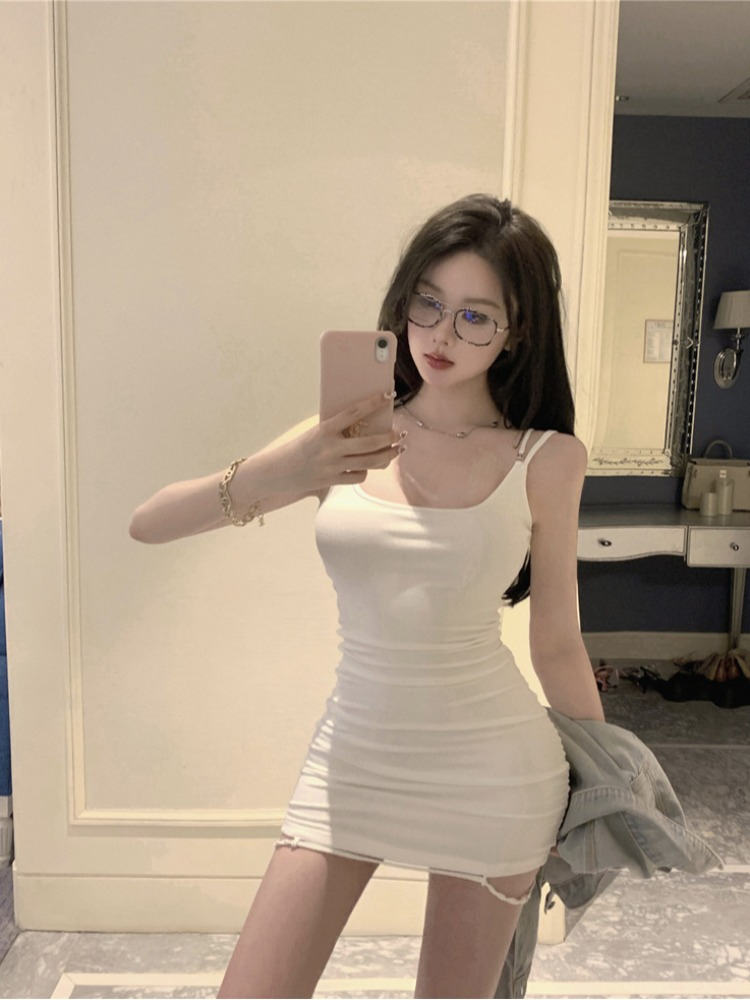 白色方領吊帶連衣裙女夏季無袖內搭打底裙子辣妹性感緊身包臀短裙