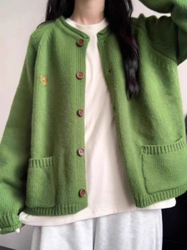 Japanese retro green knitted cardigan sweater jacket for women 2024 spring new style lazy loose style soft waxy top