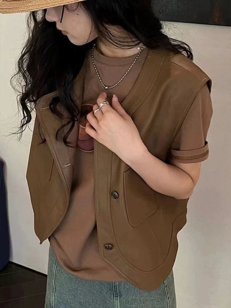 百搭  2024春裝新款復古皮衣馬甲不規則寬鬆無袖疊穿坎肩外套女士