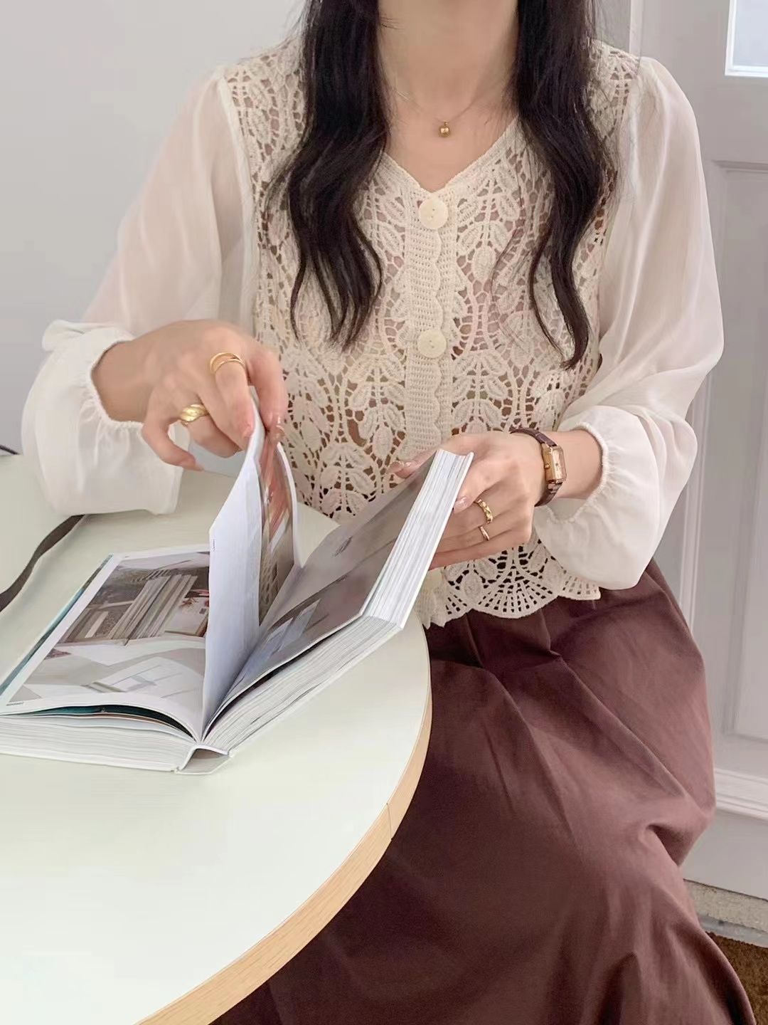 法式復古蕾絲內搭長袖襯衫女春秋設計感小眾垂感寬鬆別致上衣
