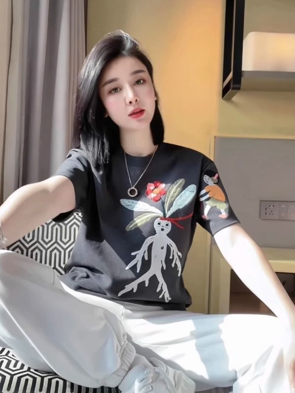 2024春夏新款重工刺繡人娃娃圓領短袖T恤女歐貨寬鬆百搭顯瘦上衣