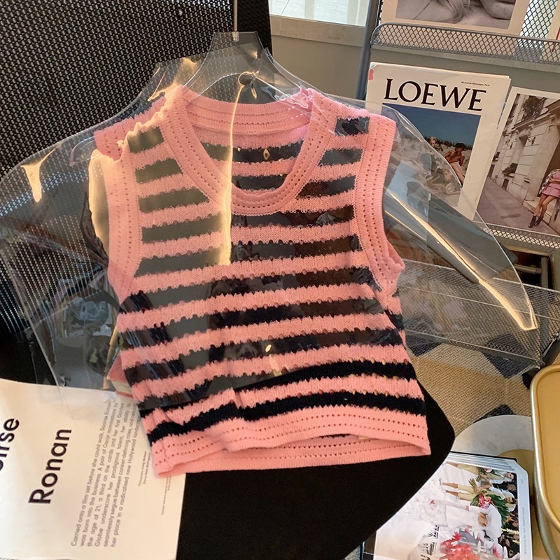 Designed contrasting striped hollow knitted vest for women summer 2024 new loose casual outer vest top
