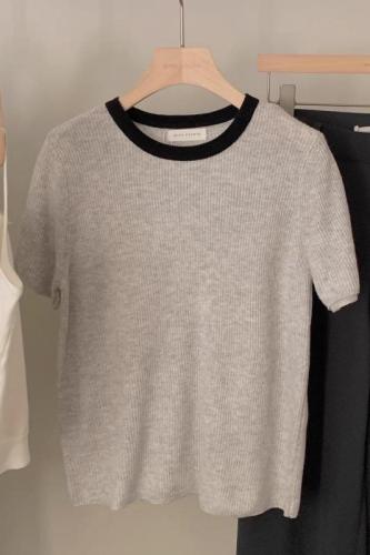 MISS Korean design niche short-sleeved sweater 2024 early spring new short top for women petite