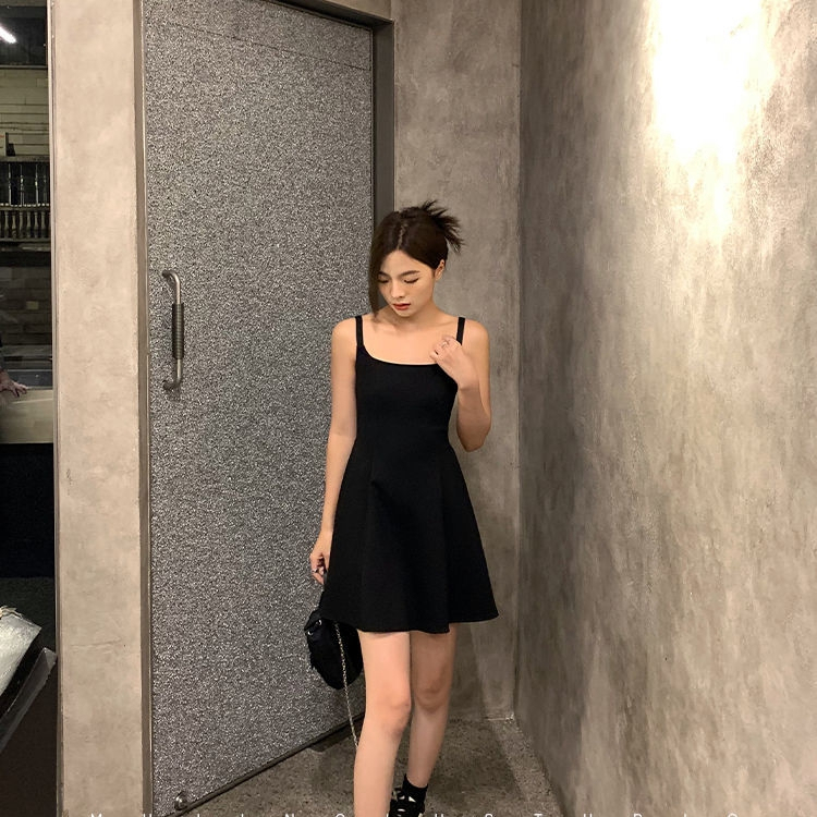 黑色吊帶連衣裙女夏季2024新款後背打結氣質收腰顯腰裙a字短裙