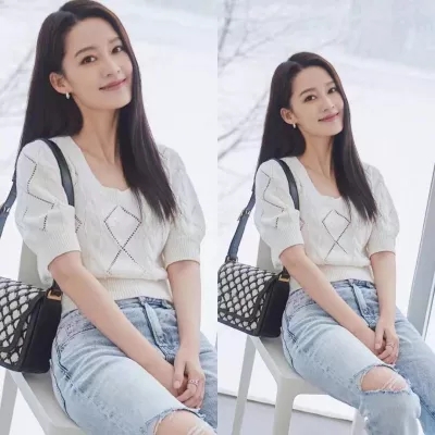 Li Qin star's same style white square neck sweater for women, trendy rhombus twist puff sleeve short-sleeved top