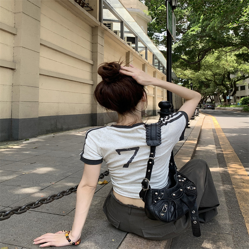 65棉小個子短款t恤女短袖高腰露臍正肩小眾設計感韓版辣妹ins上衣