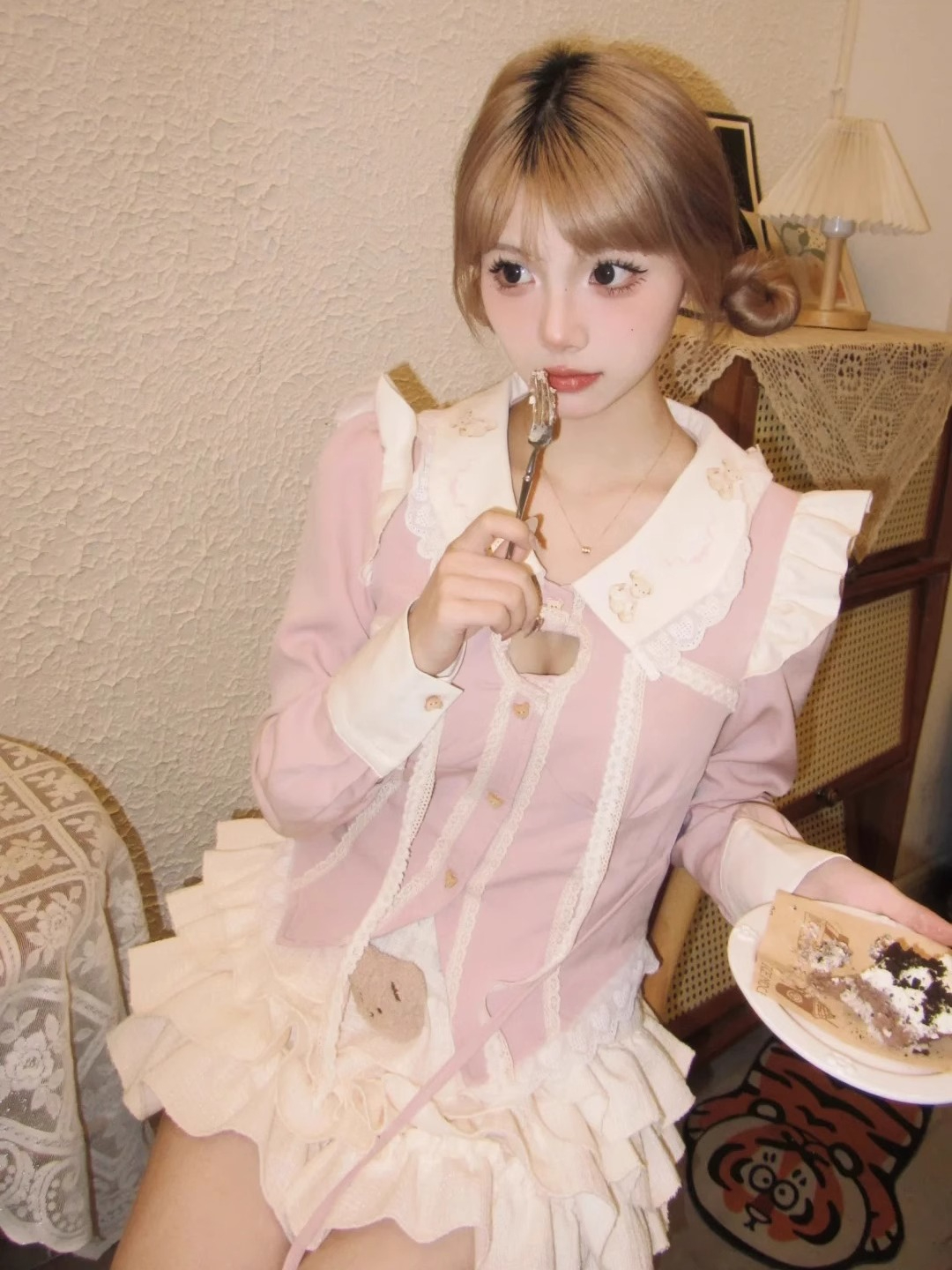 小個子甜美套裝粉色娃娃領長袖襯衫上衣女裝春秋蛋糕半身裙兩件套