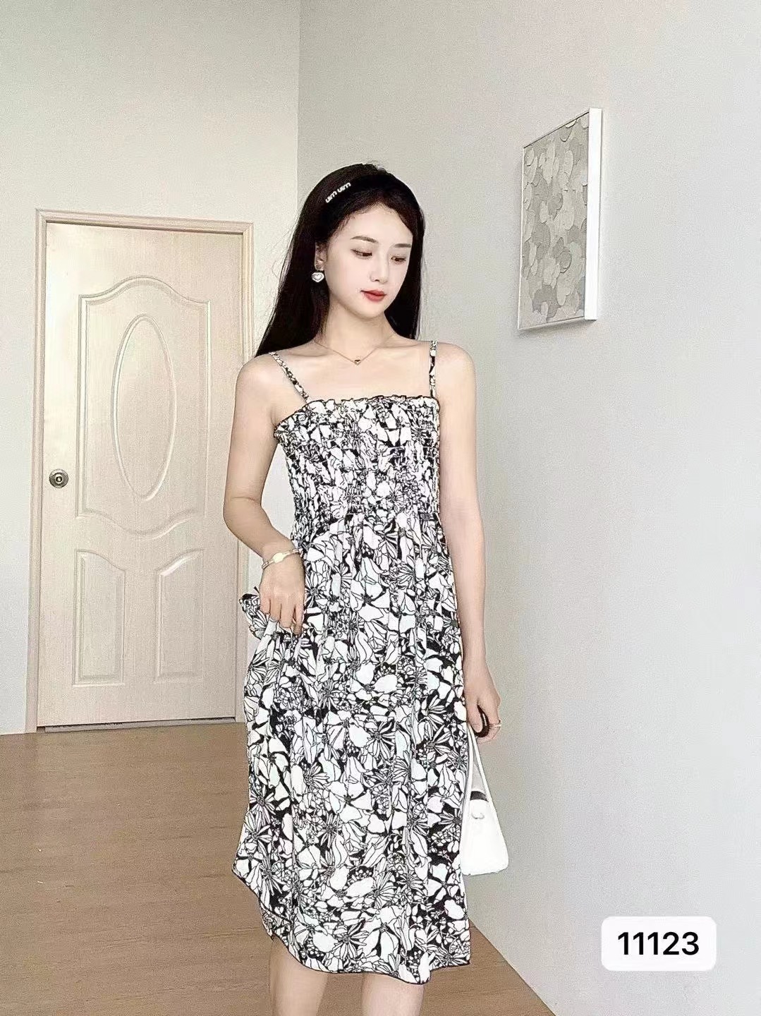 2024 summer new French retro floral drape suspender dress