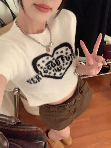 Actual shot of early spring new sweet hottie love jacquard imitation mink knitted short-sleeved plush midriff-baring top T-shirt