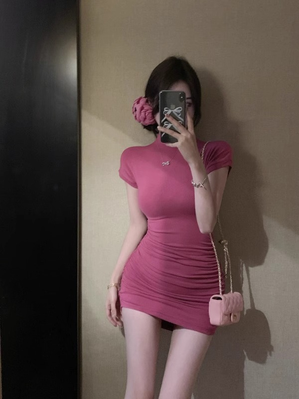 黑色褶皺緊身短袖連衣裙女裝夏季包臀裙收腰顯瘦裙子辣妹a字短裙
