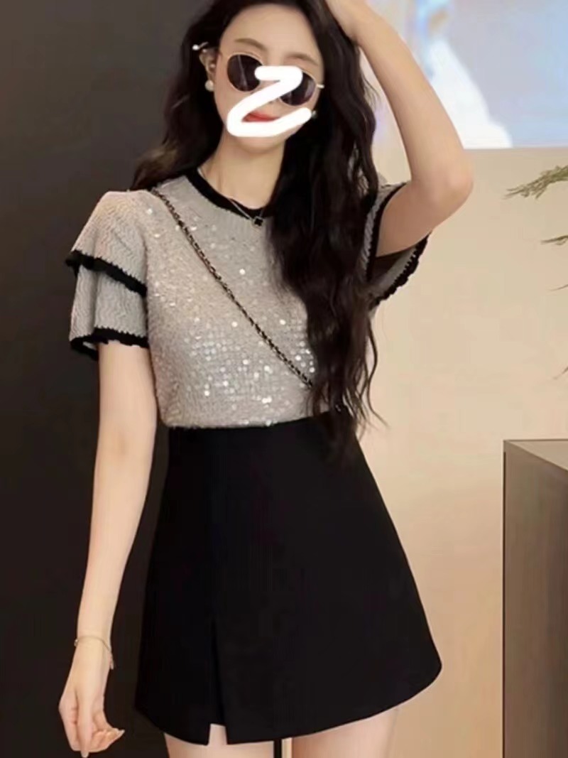 小香風圓領鏤空短袖針織T恤女夏季設計感小眾獨特别致超好看上衣