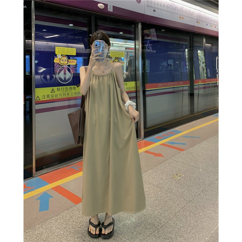 茶歇法式吊帶裙連衣裙女夏高級感森系仙女桔梗海邊度假沙灘長裙子