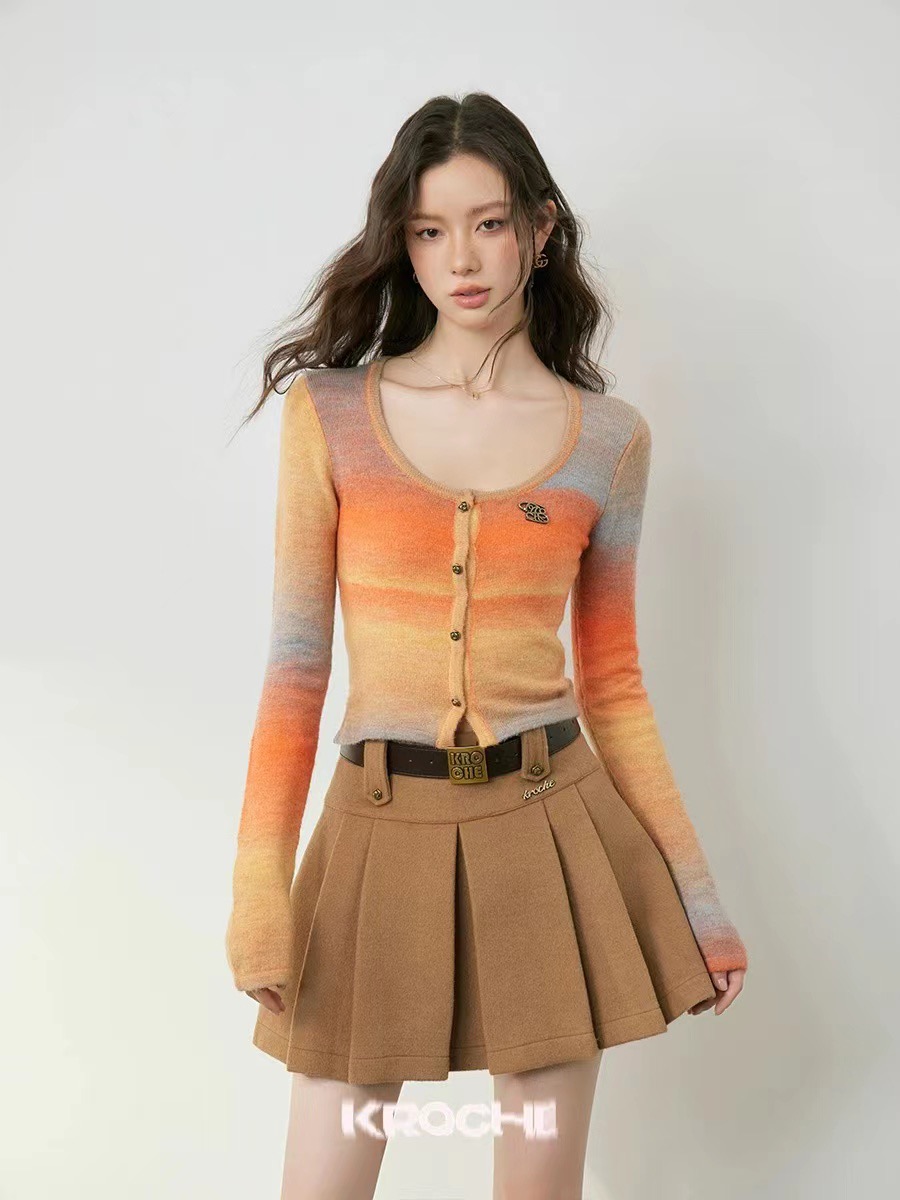 Kroche 23AW 落日餘暉_羊毛面料_復古漸變修身_針織打底上衣
