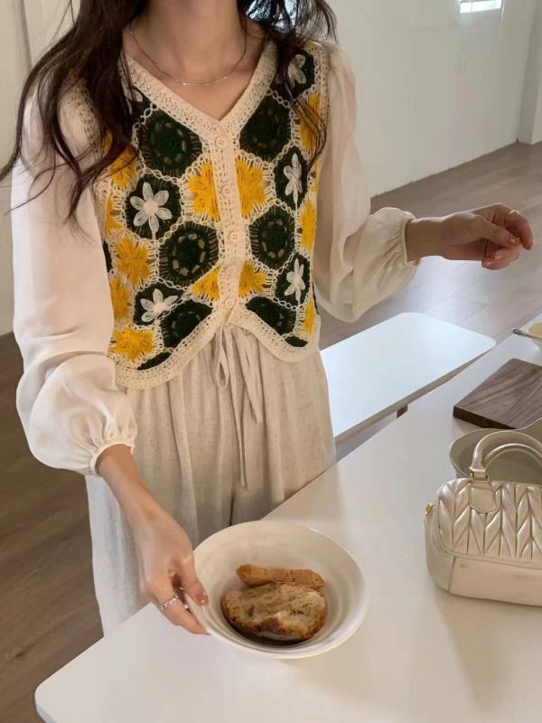 小眾設計感鏤空蕾絲長袖襯衫早秋季上衣女新款別致漂亮洋氣開衫潮