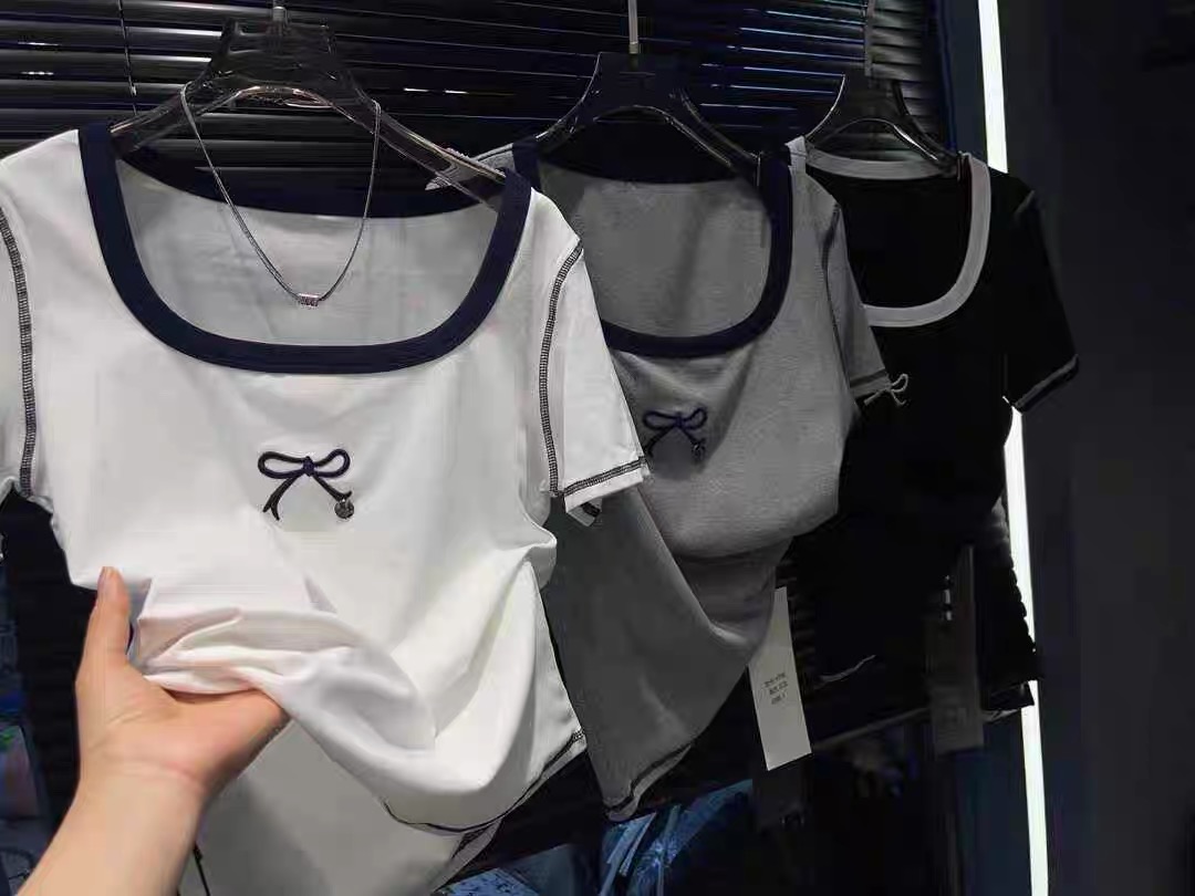 方領撞色蝴蝶結刺繡短袖t恤衫短款半袖套頭休閒上衣小衫女