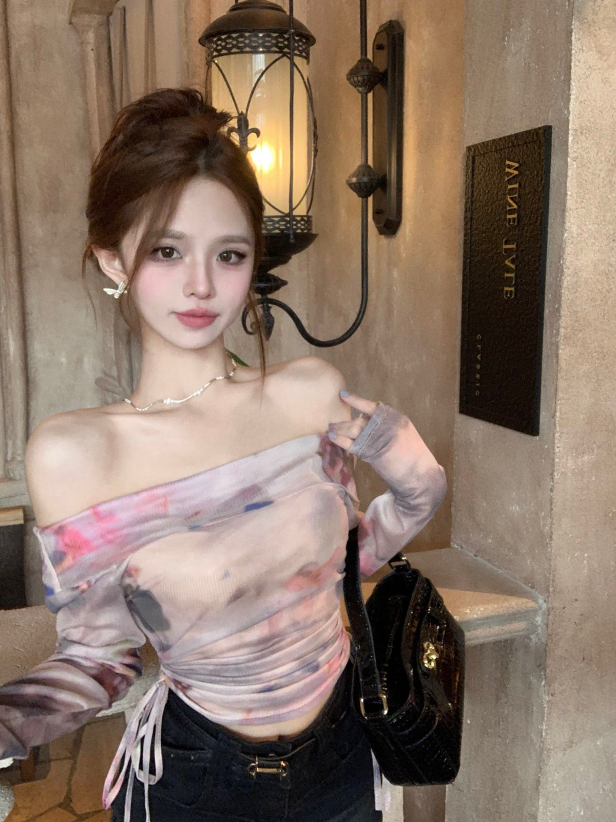 實拍  復古辣妹薄款印花一字肩長袖網紗側邊抽繩修身顯瘦上衣