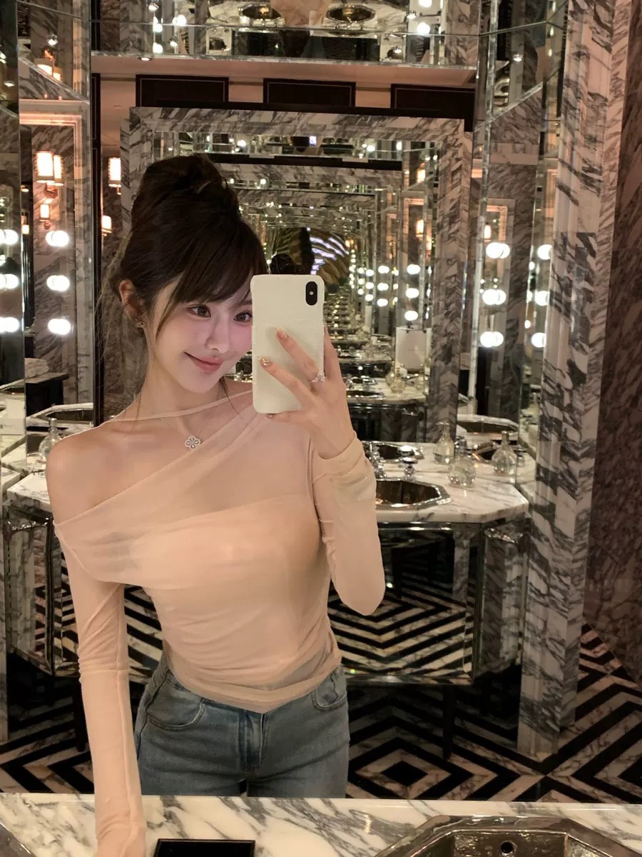 韓雨嘉性感辣妹網紗長袖罩衫女早春高級感修身顯瘦短款露肩上衣